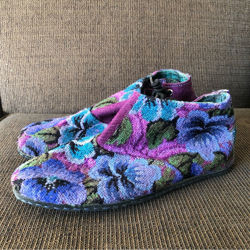 Quievac Floral Tapestry Booties in Purple Green Sz 38